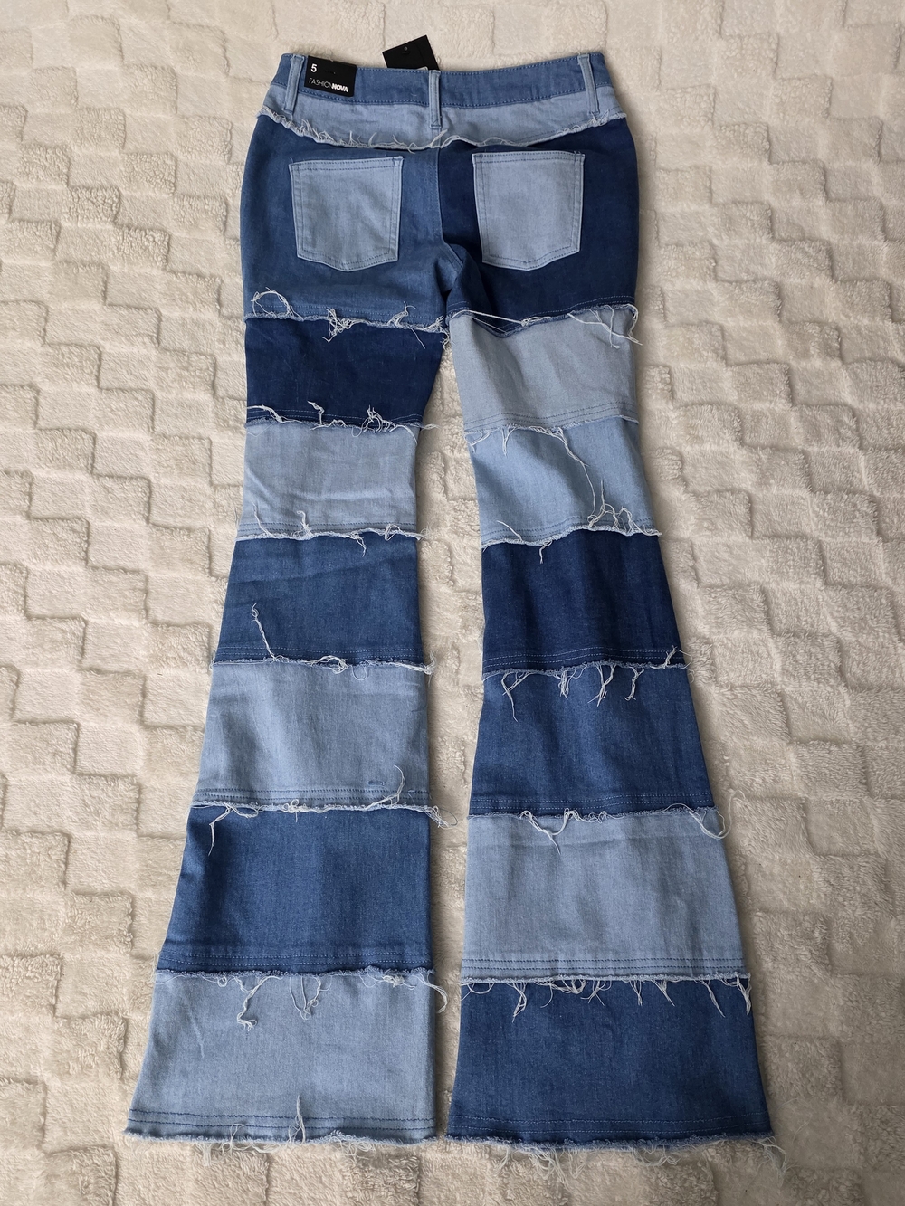 FASHION NOVA MET YOUR PATCH LOW RISE BOOTCUT JEANS PATCHWORK DENIM SIZE 5 NWT